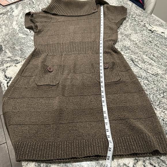Spicysugar, extra large, short sleeve turtleneck with buttons sweater dress - Picture 5 of 7